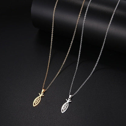 Collier pendentif poisson avec écriture "jesus" en plaque or / argent