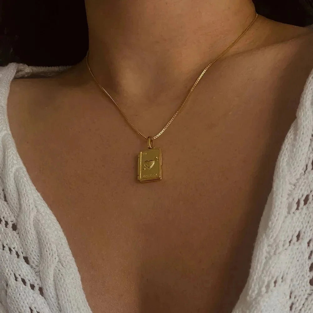 Collier pendentif porte photo carte coeur plaqué or