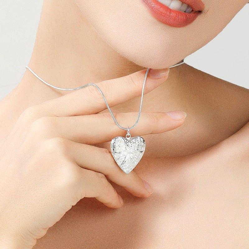 Collier pendentif porte photo coeur sculpté en argent 925