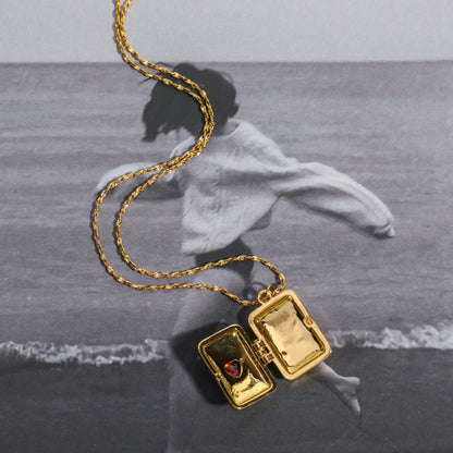 Collier pendentif porte photo rectangle cœur rouge or