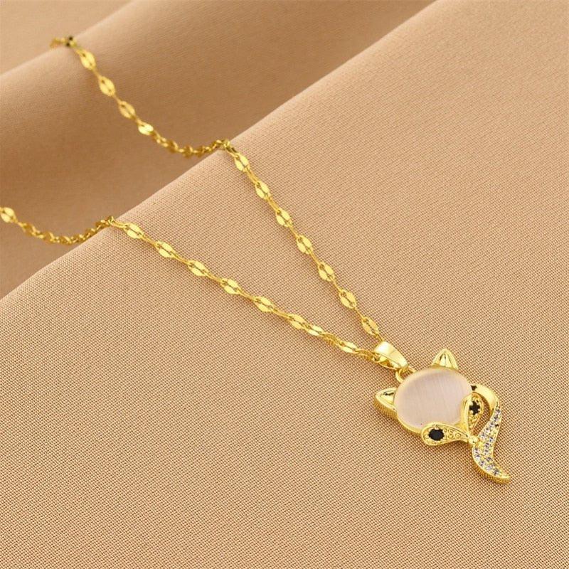 Collier pendentif renard pierre opale plaqué or - MonPendentif