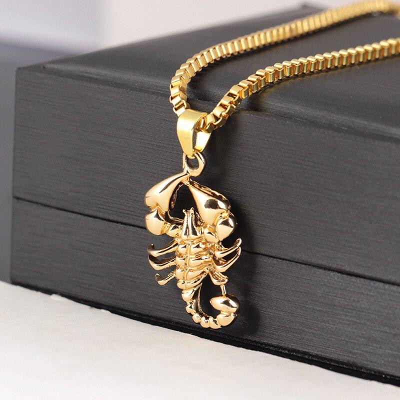 Collier pendentif scorpion hip hop plaqué or