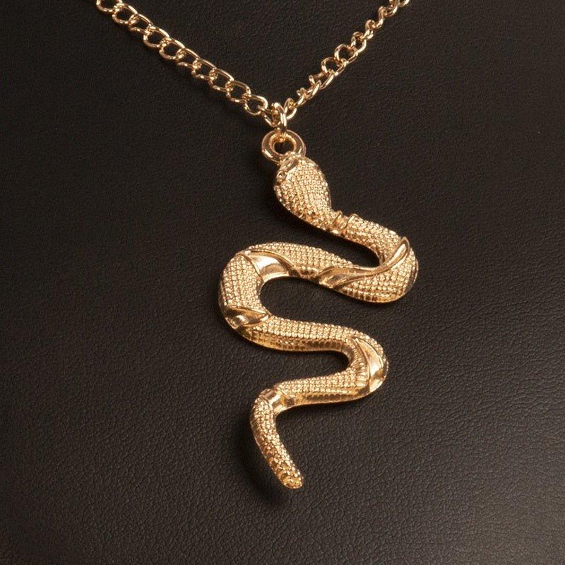 Collier pendentif serpent relief chaîne maillon