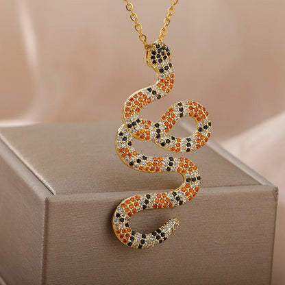 Collier pendentif serpent vintage strass plaqué or