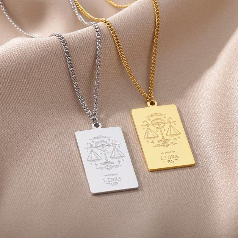 Collier pendentif signe astrologique plat gravé