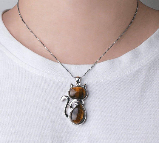Collier pendentif silhouette de chat en pierre