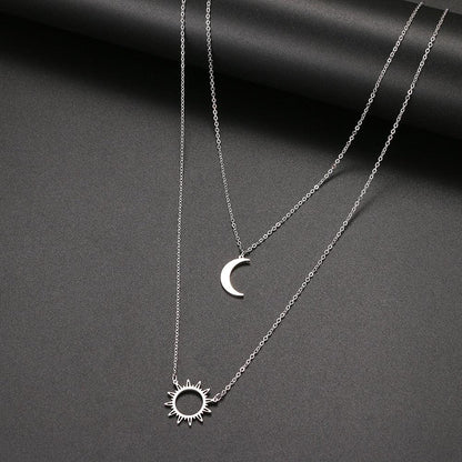 Collier pendentif soleil et lune plat ras de cou plaqué or / argent - MonPendentif