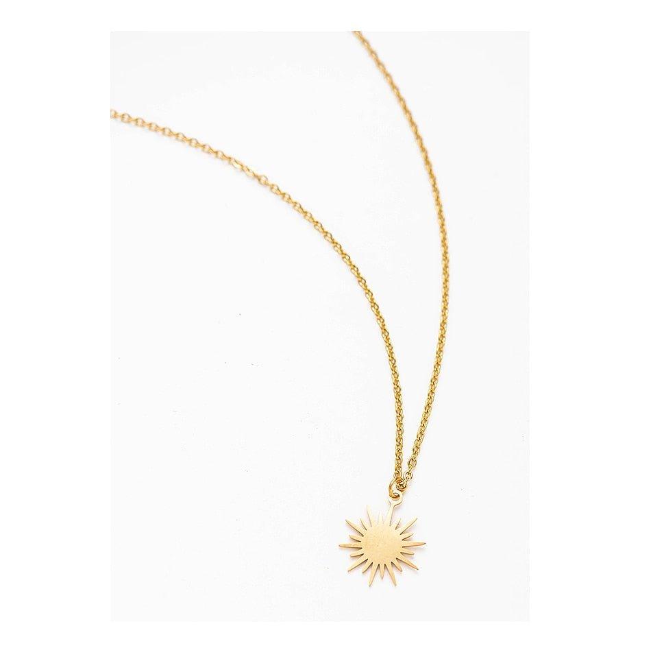 Collier pendentif soleil irrégulier plat plaqué or