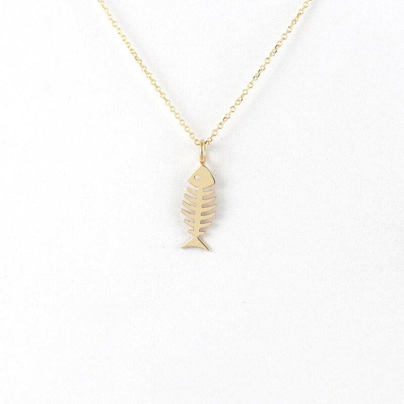 Collier pendentif squelette de poisson en plaqué or / argent / or rose - MonPendentif