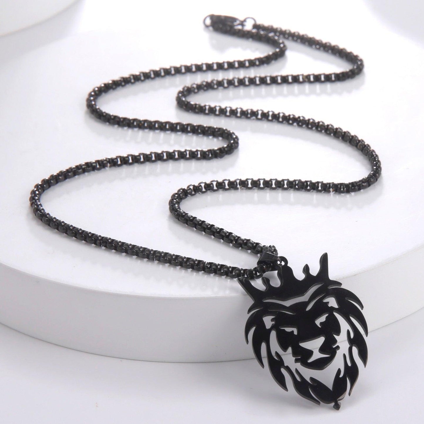 Collier pendentif tête de lion plat - MonPendentif