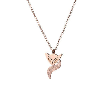 Collier pendentif tête de renard et sa queue plaqué or rose / argent