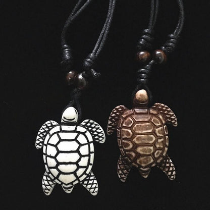 Collier pendentif tortue matière os hawaïen