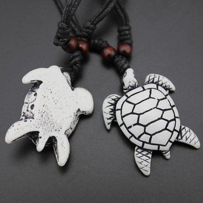 Collier pendentif tortue matière os hawaïen