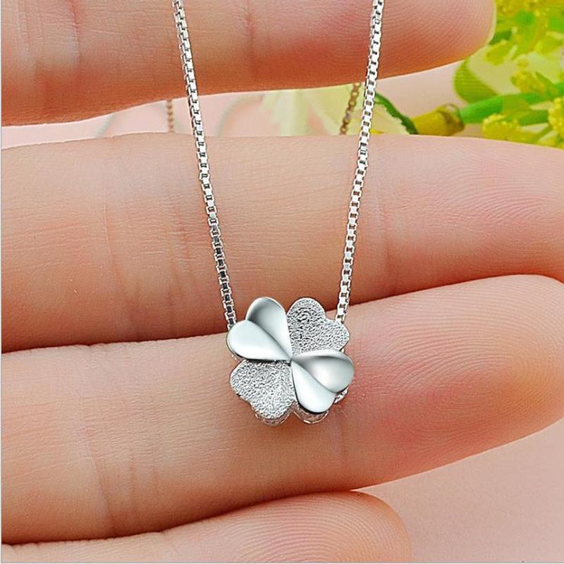 Collier pendentif trèfle à quatre feuilles strass et lisse en argent 925 - MonPendentif