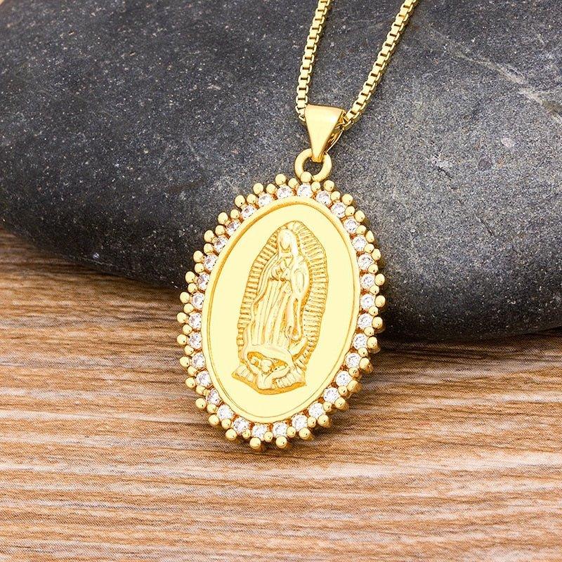 Collier pendentif vierge Marie plaqué or