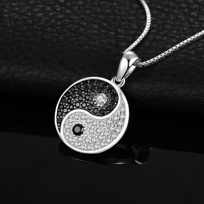 Collier pendentif yin yang noir et blanc argent 925 pierres précieuses