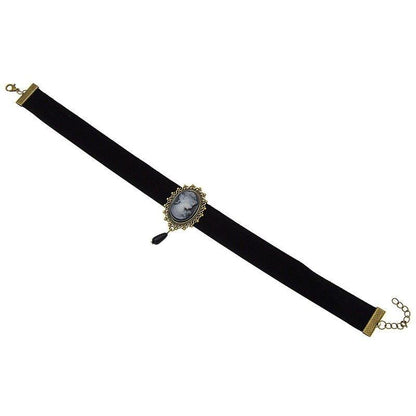 Collier style gothique ras de cou en tissu avec pendentif portrait en camé