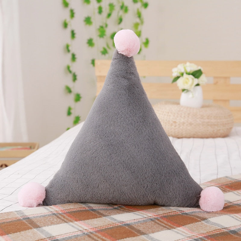 coussin-triangle-bebe-gris-et-rose