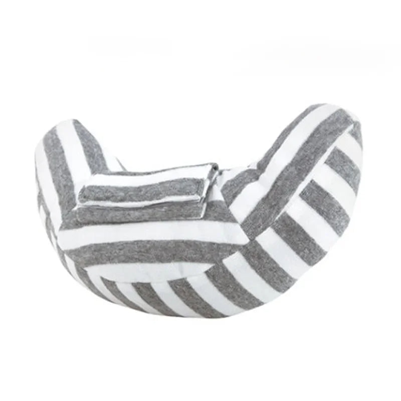 Coussin cervical voiture à rayures