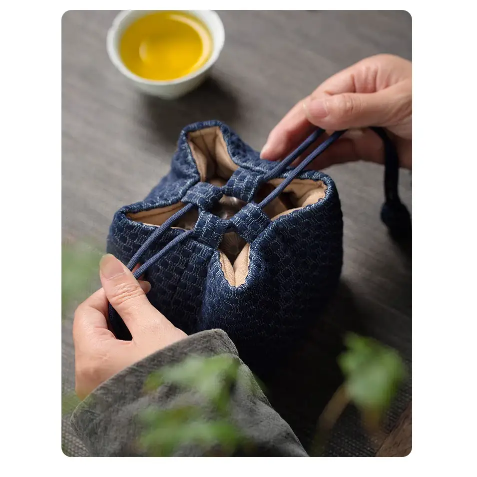 Couvre-théière de voyage en tissu