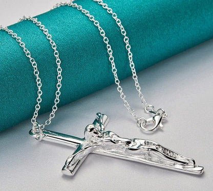 Croix religieuse avec Jésus en argent Sterling 925