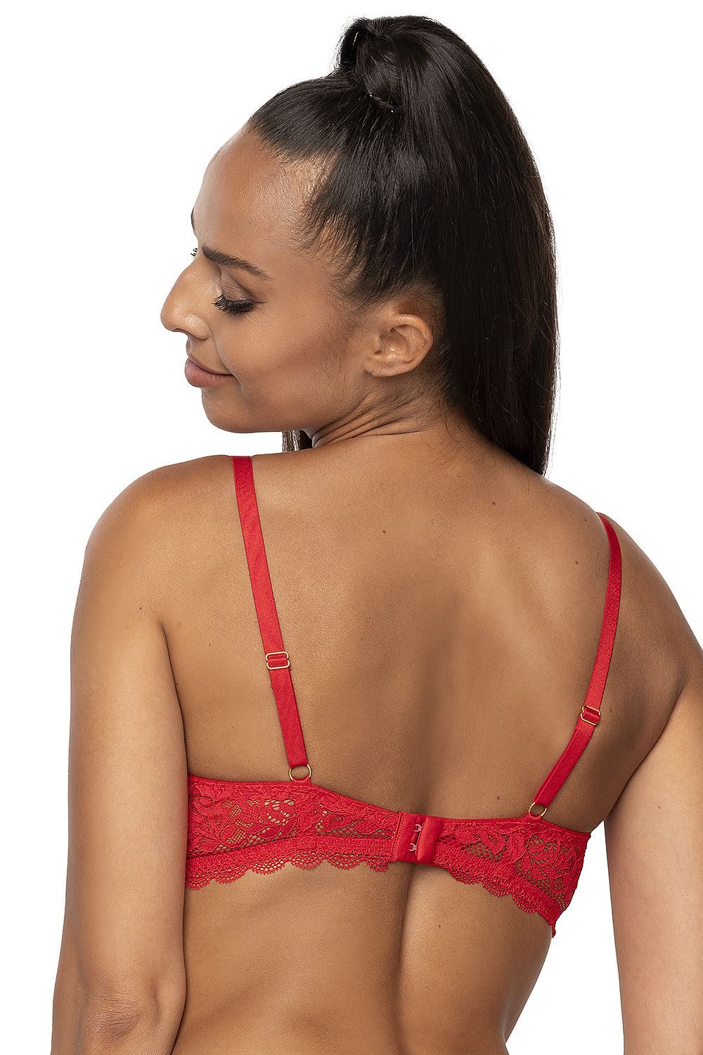 Soutien-gorge corbeille armatures ajustables