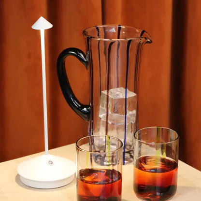 Lampe LED Sans Fil LumaPure – Design Moderne, Dimmable, Résistante à l’Eau, Intérieur & Extérieur