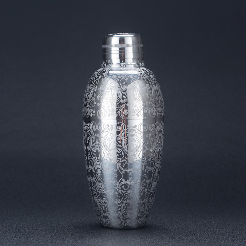 Shaker à cocktail en acier inoxydable avec design gravé