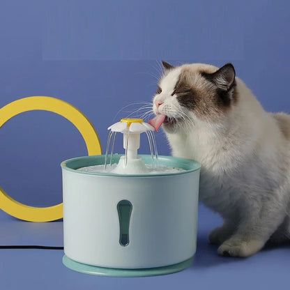 fontaine-à-eau-pour-chat-vert