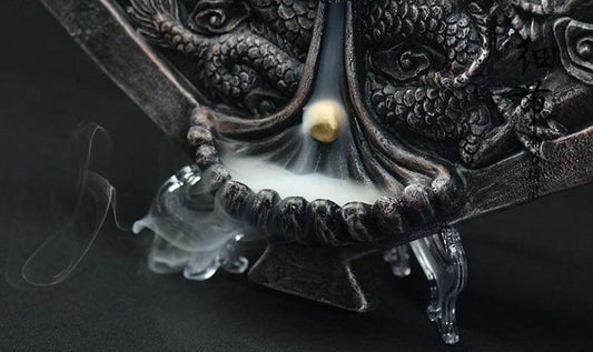 Cascade d'encens dragon