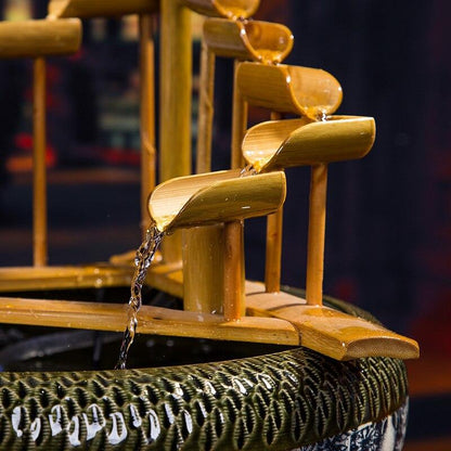 Fontaine d'intérieur avec bambou