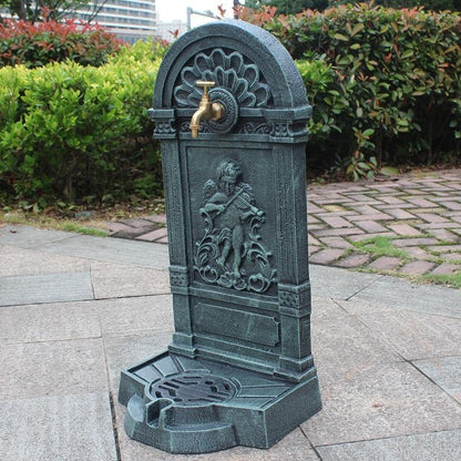 Fontaine murale sur pied