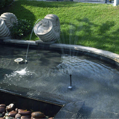 Fontaine solaire d'extérieur