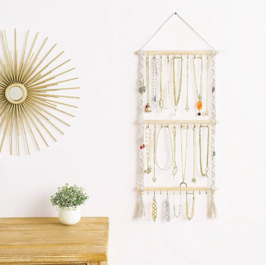Grand présentoir à bijoux bohème en macramé