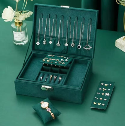 Grande boîte à bijoux en velours avec serrure