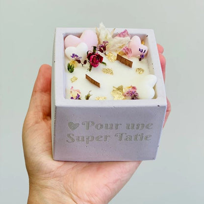 Bougie personnalisable – 2 mèches crépitantes, cœurs fondants & fleurs séchées