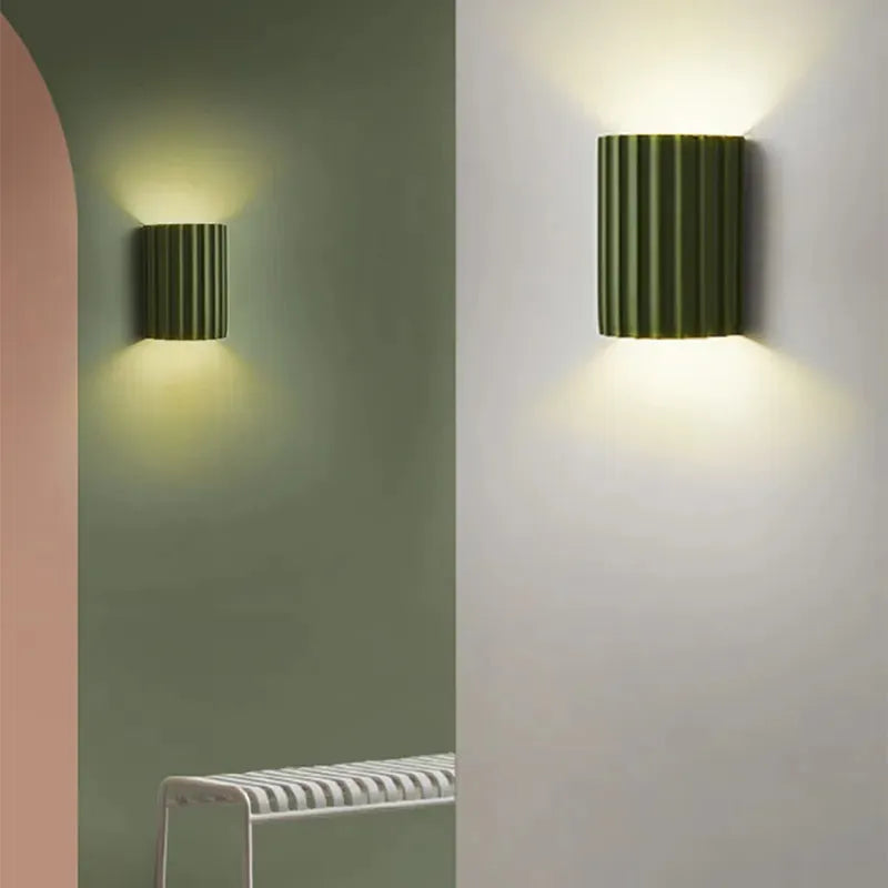 Applique Murale Design Moderne – Lampe à Abat-jour Froncé