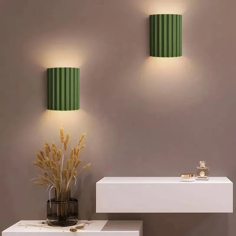 Applique Murale Design Moderne – Lampe à Abat-jour Froncé
