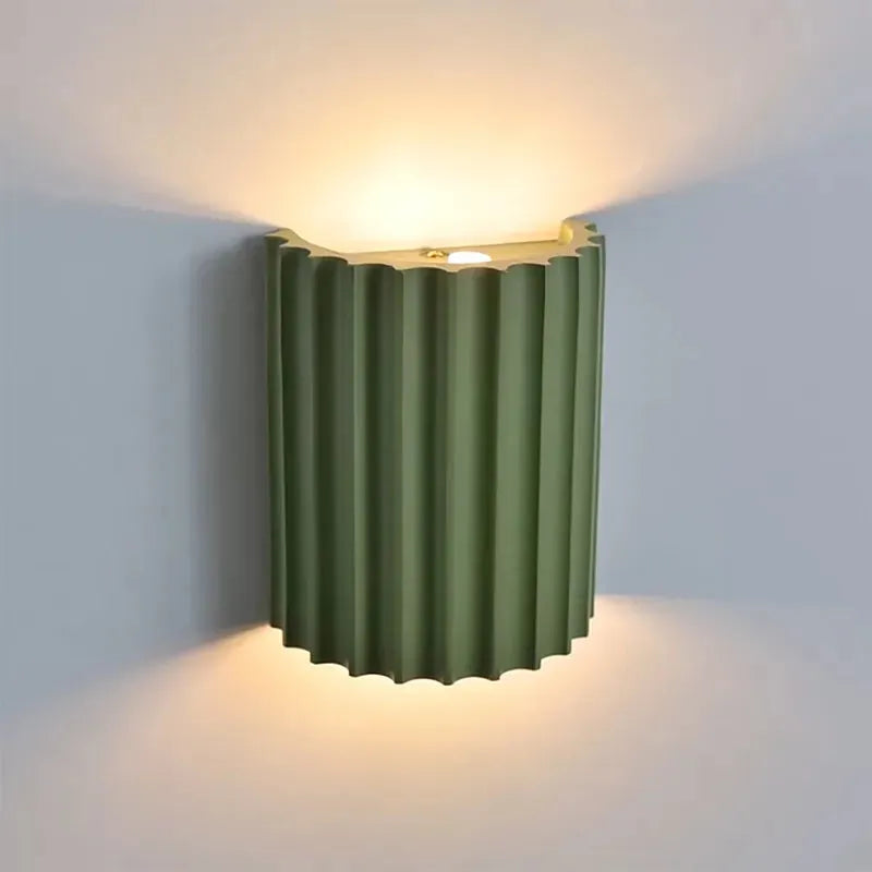 Applique Murale Design Moderne – Lampe à Abat-jour Froncé