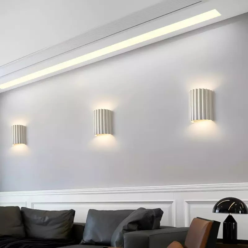 Applique Murale Design Moderne – Lampe à Abat-jour Froncé