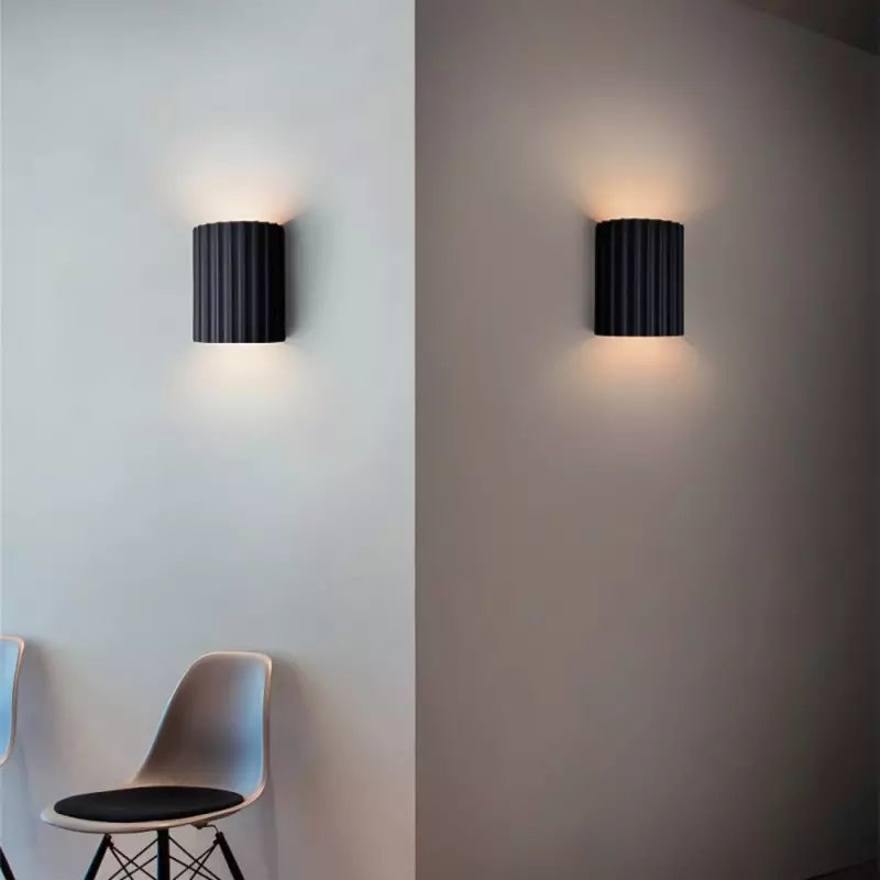 Applique Murale Design Moderne – Lampe à Abat-jour Froncé