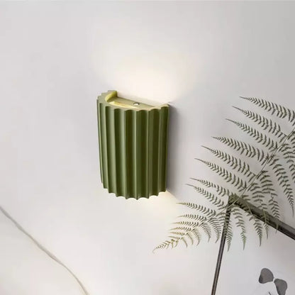 Applique Murale Design Moderne – Lampe à Abat-jour Froncé