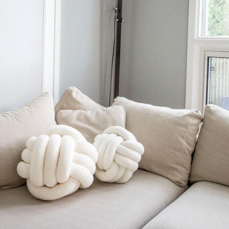 Coussin noeud beige