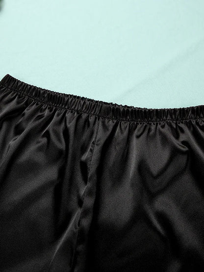 Jolie Pyjama Pour Femme En Satin et Dentelle "Soupir du Soir"