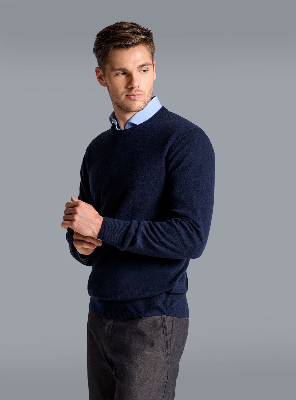 Pull Homme en Cachemire Cashmurel – Élégance Intemporelle, Confort Haut de Gamme, Style Polyvalent