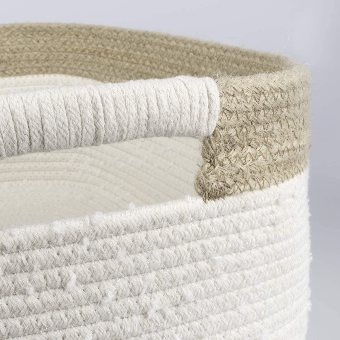 Lot de 2 Corbeilles à Linge Tressées Blanches Faîtes Main