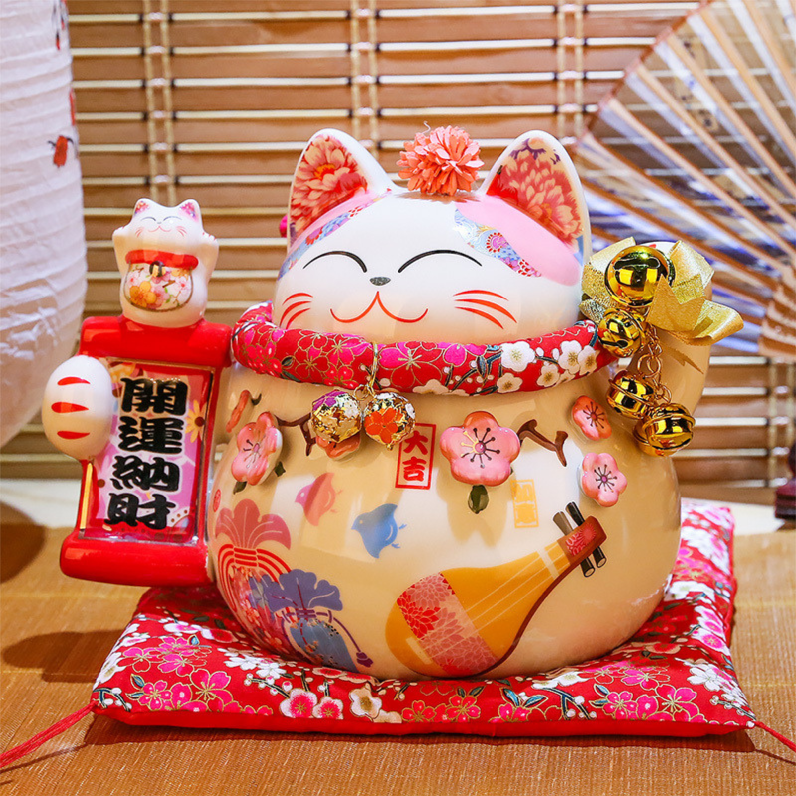 Maneki Neko Tirelire ’Riche Cat’ - Papier / 11 x cm