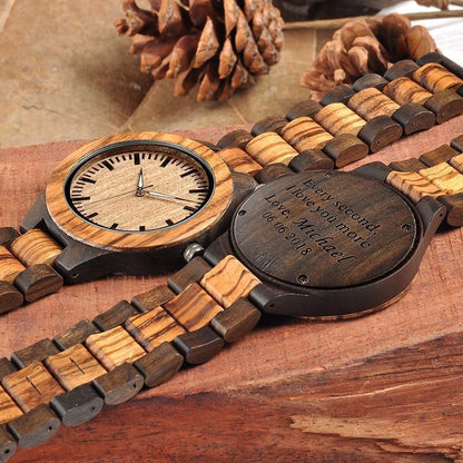 Montre en bois personnalisable texte