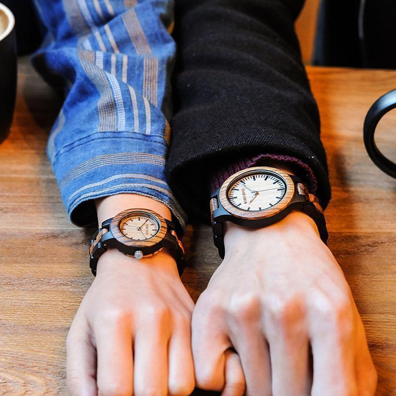 Montre en bois personnalisable texte