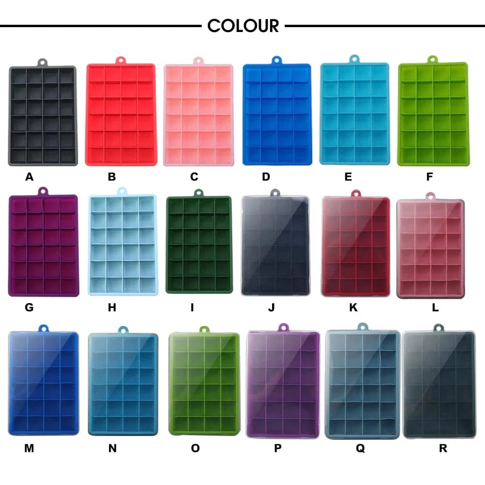 Bac à glaçons 24 compartiments - en silicone avec couvercle